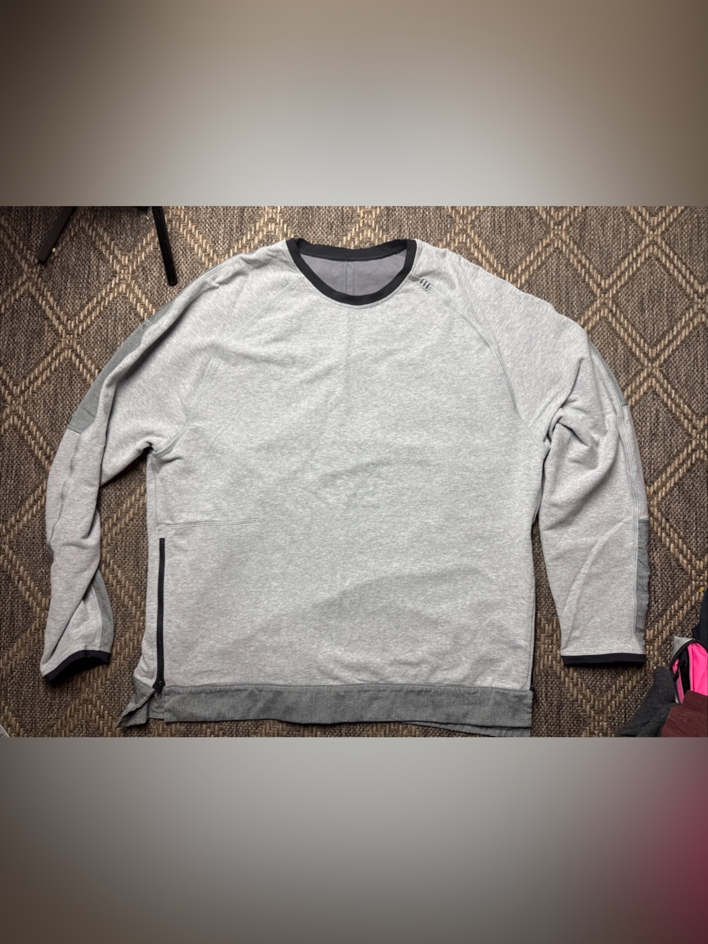 lululemon athletica Men's Light Gray Crewneck Sweater with Charcoal Trim